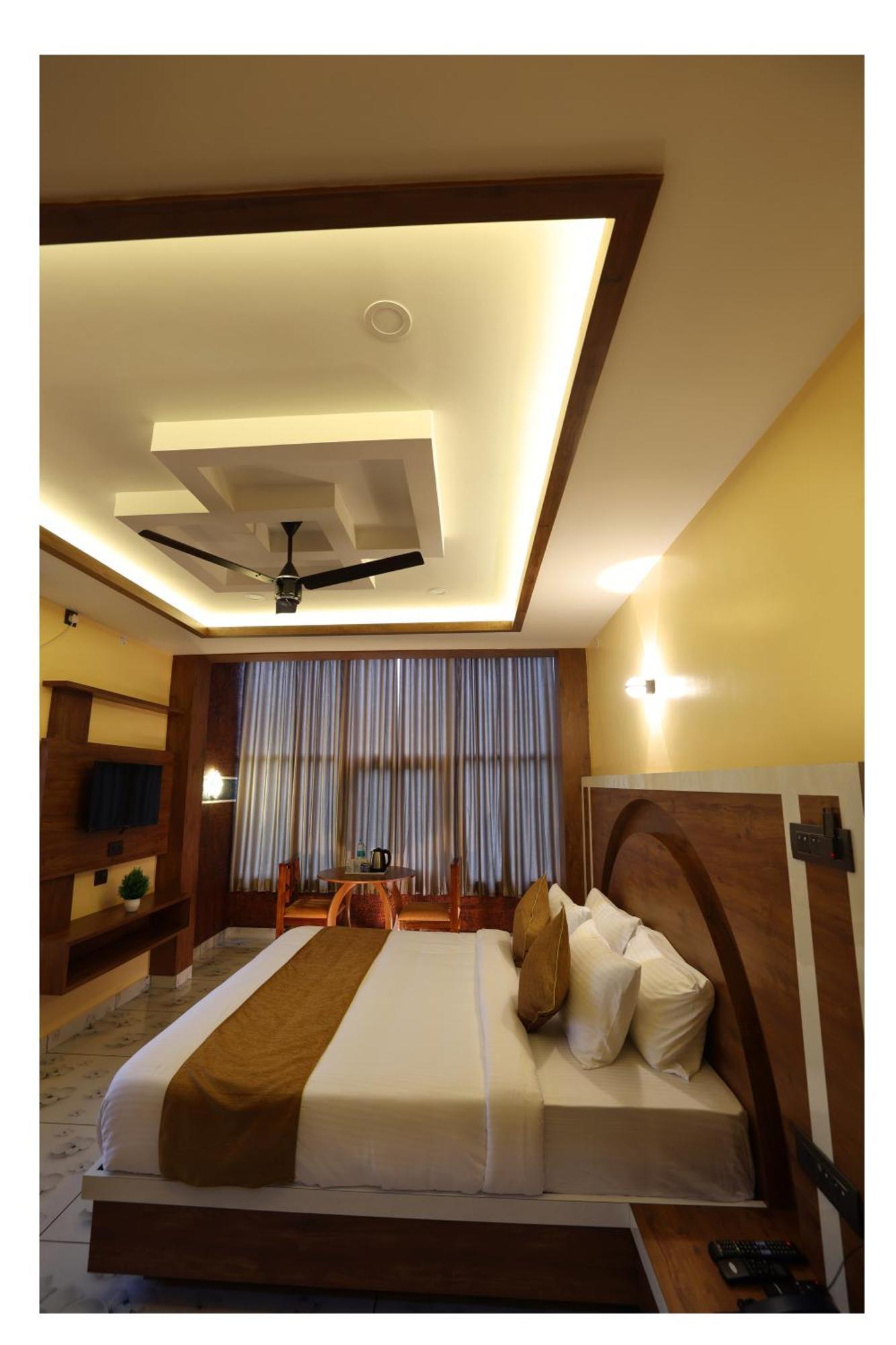 Hydel Palace Athirappilly By Bestinn Leisure Zewnętrze zdjęcie