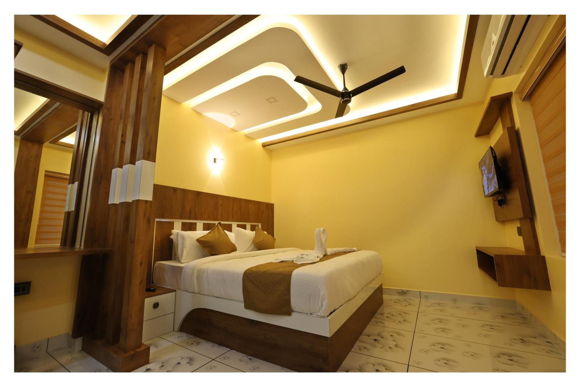 Hydel Palace Athirappilly By Bestinn Leisure Zewnętrze zdjęcie