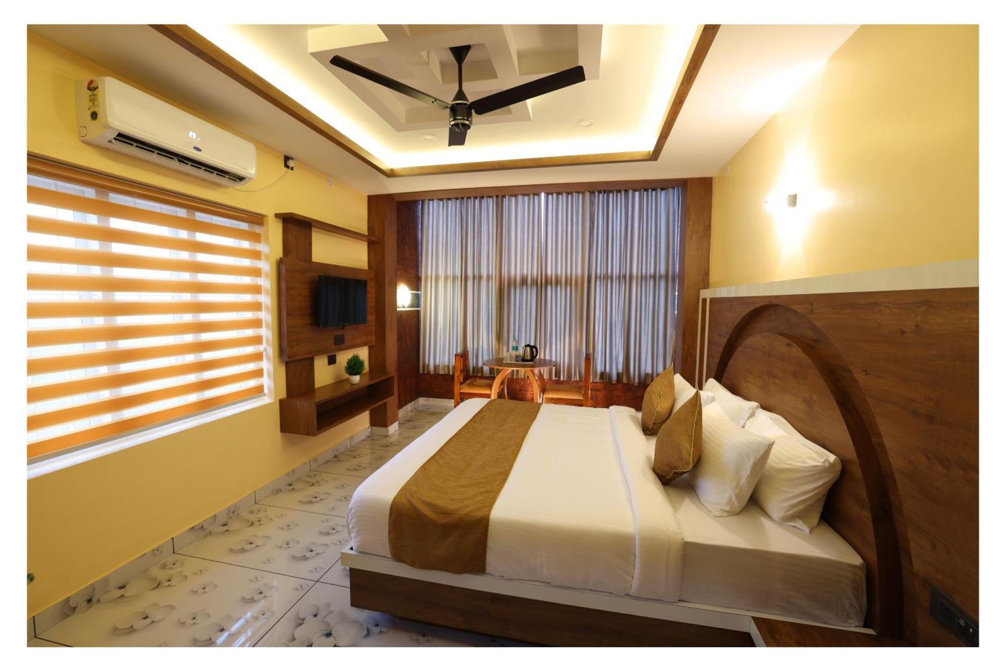 Hydel Palace Athirappilly By Bestinn Leisure Zewnętrze zdjęcie
