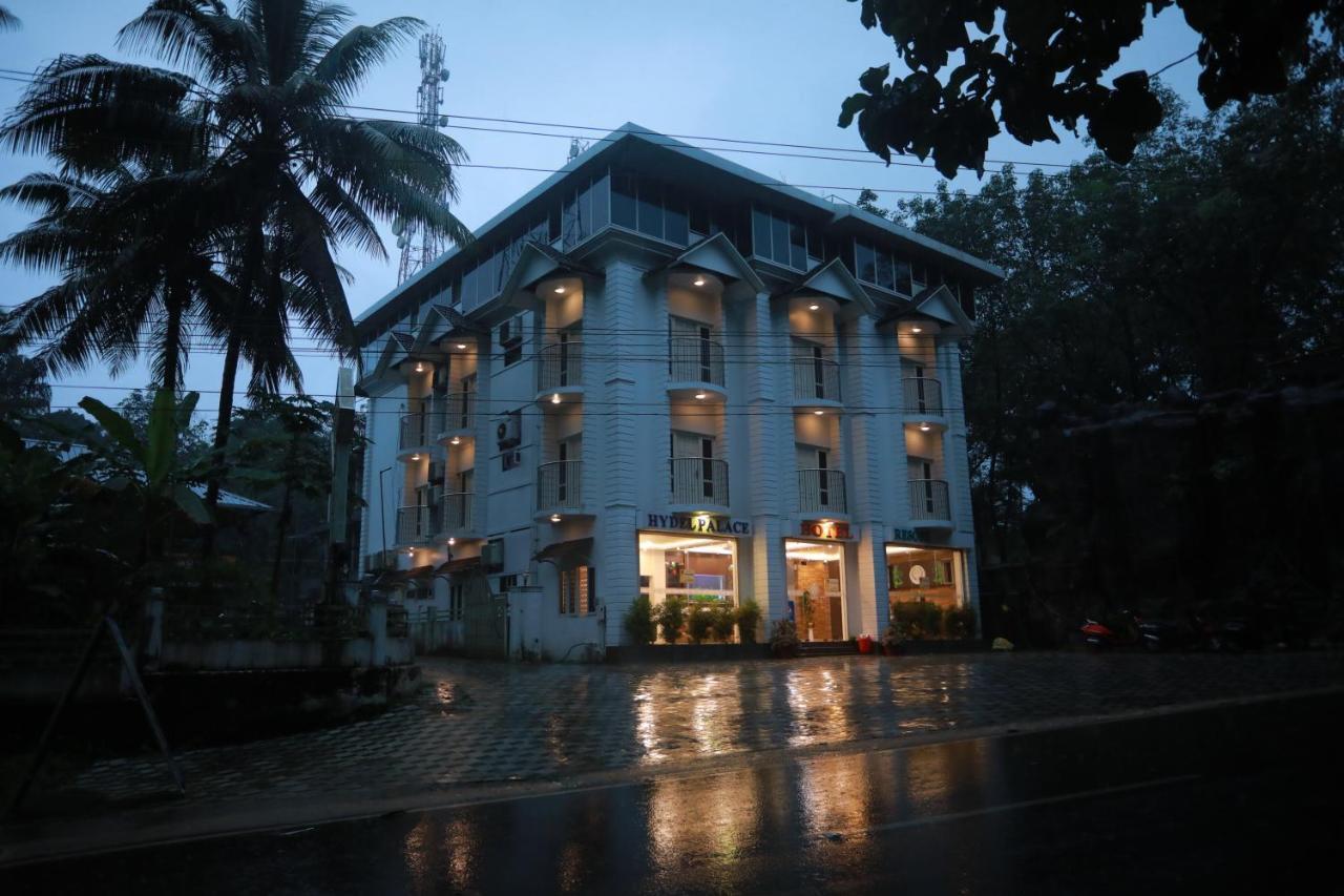Hydel Palace Athirappilly By Bestinn Leisure Zewnętrze zdjęcie